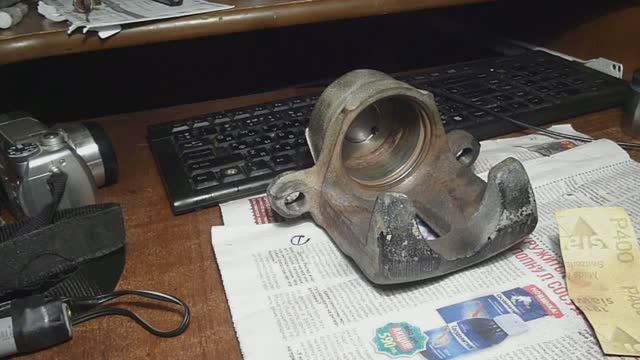 Ремонт тормозного суппорта. смотреть онлайн