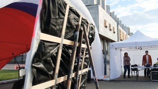 Татьяна Стрельбицкая и Арсен Мукенди. Арт-перфоманс 