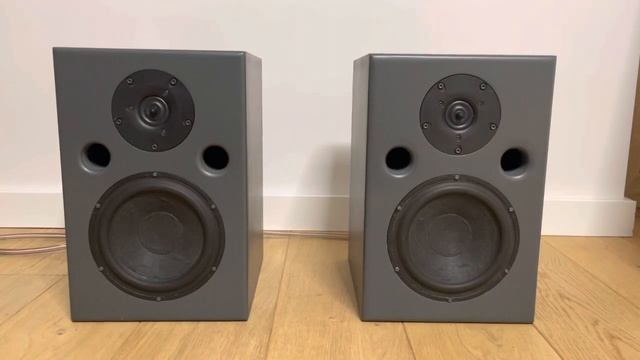 Kolumny XTS Vifa XT25TG30-04 + ScanSpeak 18W/8545-00 odsłuch смотреть онлайн
