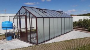 Теплица со стеклом БОТАНИК Стандарт 2,8х6,27м с матовыми крышей и боковой стенкой, + металл гряды
