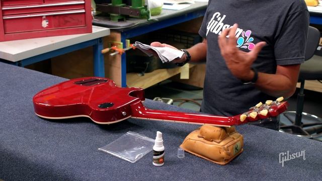 How To Clean and Polish Your Guitar смотреть онлайн