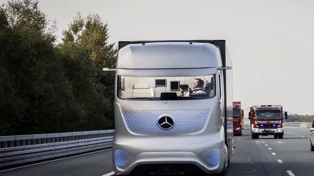 Mercedes Bus concept 2025 (Auto drive System) смотреть онлайн