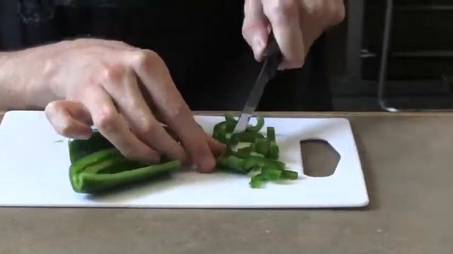 How To Make Fresh Tomato Salsa смотреть онлайн