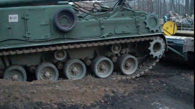 88 towing M1A1 смотреть онлайн
