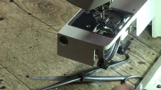 Швейная машина ТОЙОТА 5001. 80-90-х г.в. смотреть онлайн