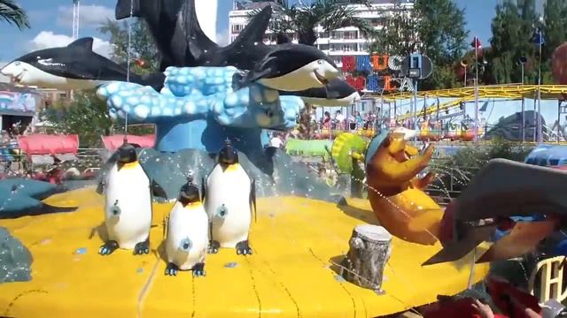 #2 гуляем по парку ПРАЗДНИК МОЧИМ АКУЛУ скачем на ЛОШАДКАХ и КАРАМЕЛЬНЫЕ ГУБЫ смотреть онлайн