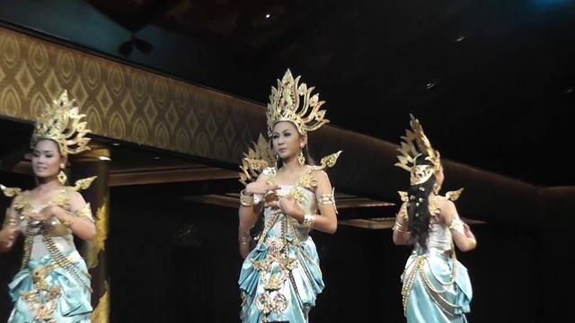 Mandarin Hotel Dinner Show - Bangkok Thailand (7 of 9) 26 April 2013 смотреть онлайн