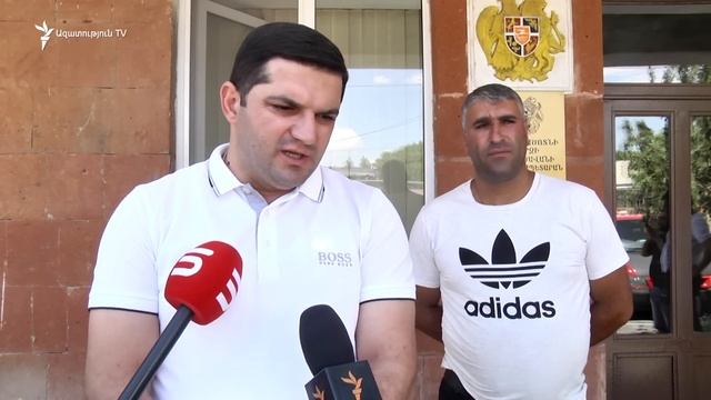 Զինված թուրքեր չեն մտել. Արագածավանում երեք անչափահաս է փորձել սահմանն անցնել. համայնքապետ смотреть онлайн