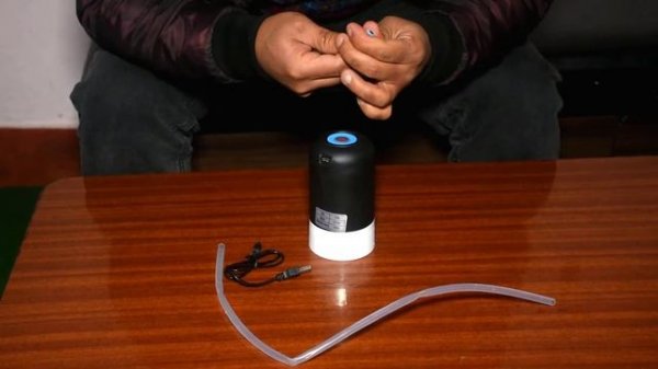 Automatic water dispenser