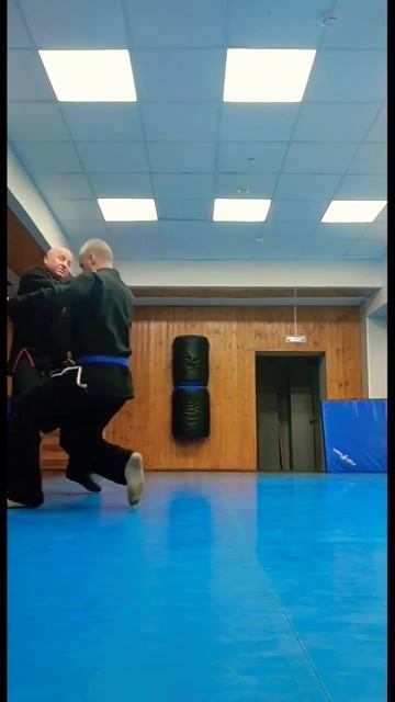 смотри описание... смотреть онлайн