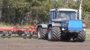 Трактор ХТЗ-17221: Рейстайлинг 2013