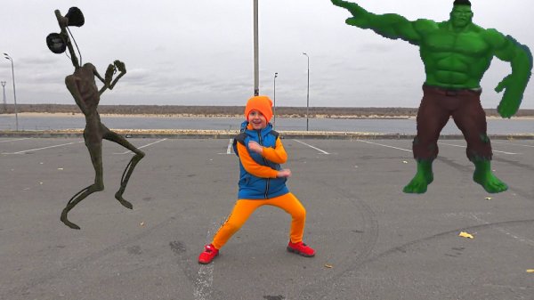 Халк, Сиреноголовый и Демьян, танцевальный флешмоб