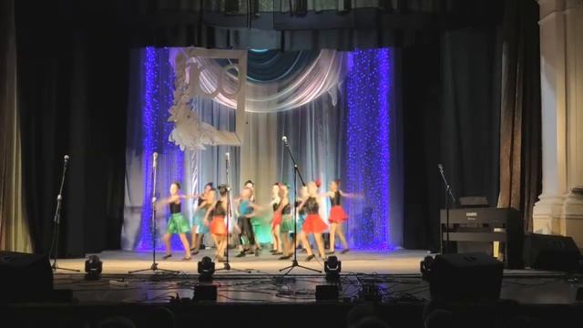 "Замечательный сосед" смотреть онлайн