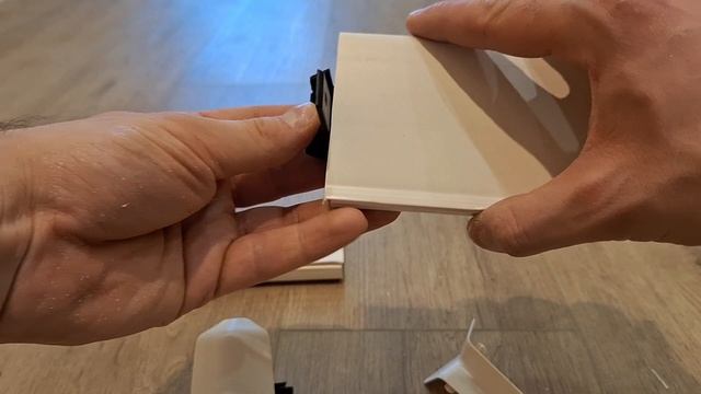 Установка пластикового напольного плинтуса смотреть онлайн