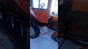 заменил подшипник на рулевой т 25 и сразу поменял лапки сцепления