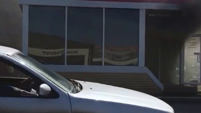 Пожар в 20 микрорайоне. Кафе быстрого питания Фаст Фуд смотреть онлайн