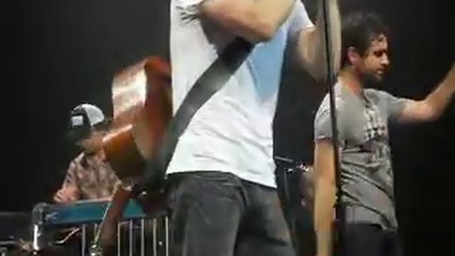 Dierks Bentley, come a little closer and sideways......norva, 5-13-11 смотреть онлайн