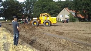 Кировец К-701Р ЖГЁТ!