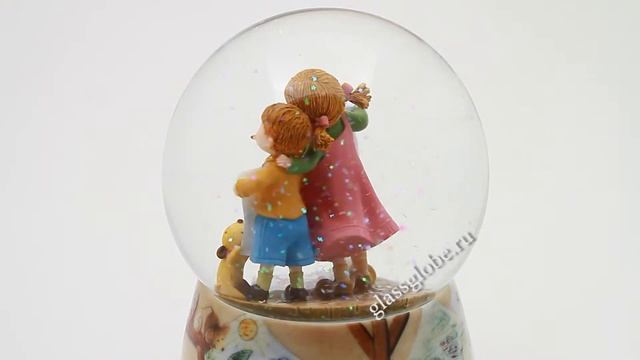 Снежный шар "Семейный портрет" / Glassglobe.ru смотреть онлайн