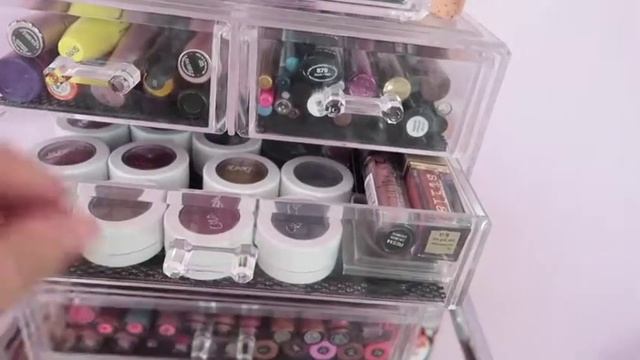 Makeup Collection смотреть онлайн