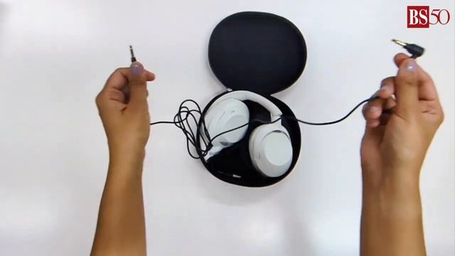Sony ULT Wear | Headphones| Unboxing and hands-on смотреть онлайн