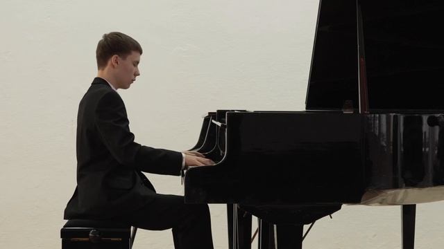 Ф. Шопен. Этюд №12 соч.10 до минор "Революционный". смотреть онлайн