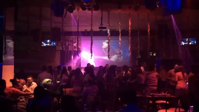 Mariajuana Bar Armenia смотреть онлайн