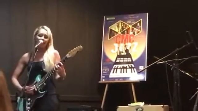 #A2Z Arianna Powell sings "Neon" by John Mayer смотреть онлайн