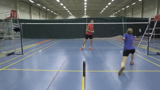 Игра на сетке и прием короткой подачи. Играй в бадминтон! Тренировки с Николаем Укком смотреть онлайн