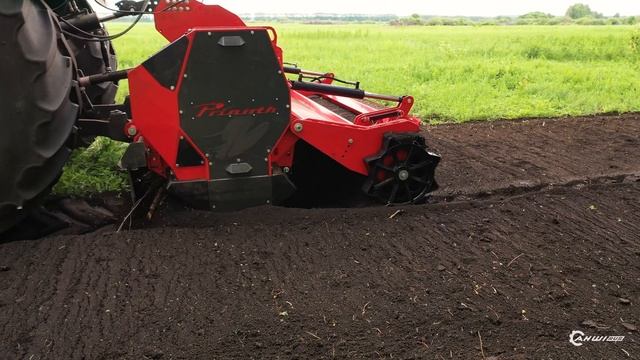 Ротоватор для трактора PRINOTH R800-2300U в работе по вводу в севооборот залежных земель