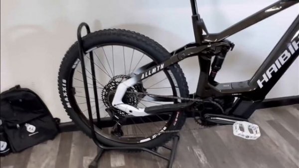 Haibike ALLMTN 8 Bosch Electric Mountain Bike Smart System