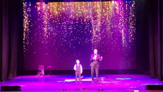 "Весенний букет"
Праздничный концерт, посвященный Международному женскому Дню смотреть онлайн