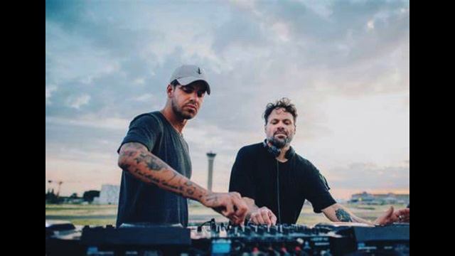 tale of us essential mix смотреть онлайн