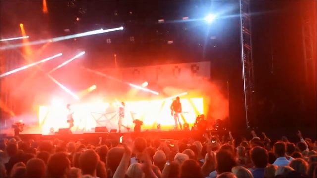 Icona Pop - Then We Kiss [LIVE at WAY OUT WEST 2014] [with GUEST Markus Krunegård] [1080p] смотреть онлайн
