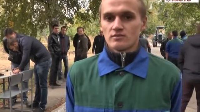 Змагання із керування тракторами смотреть онлайн