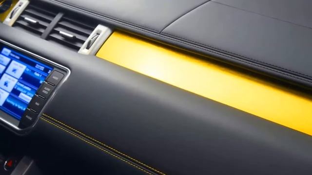 R$ 266.000 Range Rover Evoque Sicilian Yellow Edition aro 20 Turbo 240 cv 217 kmh 0-100 kmh 7,6 s смотреть онлайн