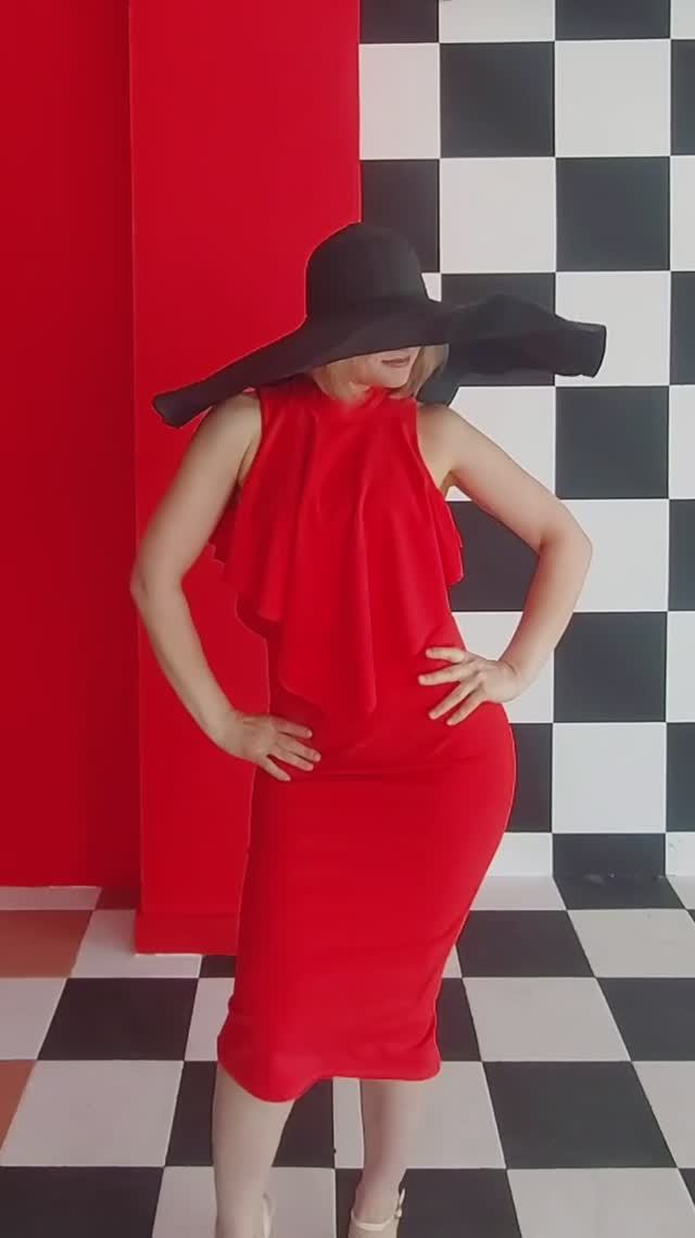 Самореализация - это мощная энергия, у каждого есть потенциал, не все могут позволить ему выйти.