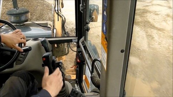 Case 580 Super R [Cab View]