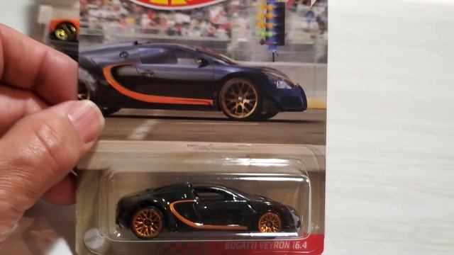 Hot Wheels 1/4 Mile Finals, featuring the Bugatti Veyron. смотреть онлайн