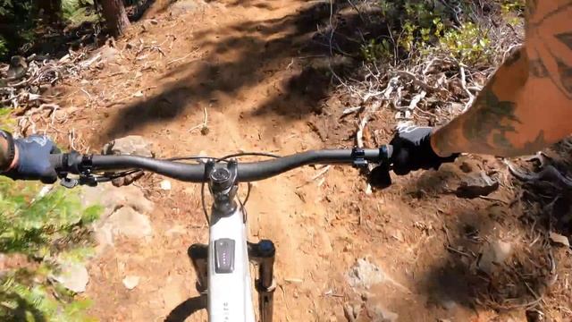 Electrified Bronson?! The New Santa Cruz Heckler SL | First Ride #mtb смотреть онлайн