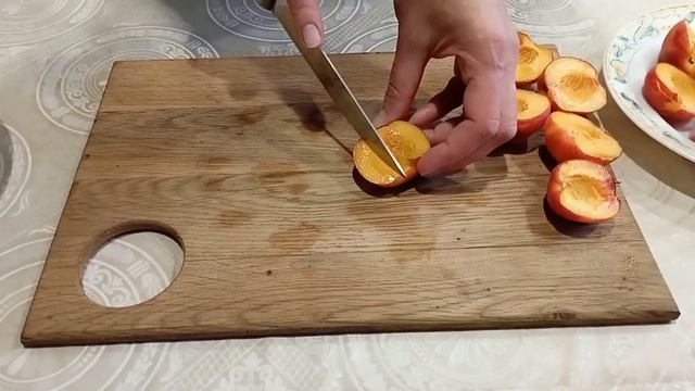 ЛЕТОМ НЕ МОГУ НАЕСТЬСЯ ЭТОЙ ВКУСНОТОЙ ! Нежный и ароматный десерт с персиками. Без сливок и масла ! смотреть онлайн