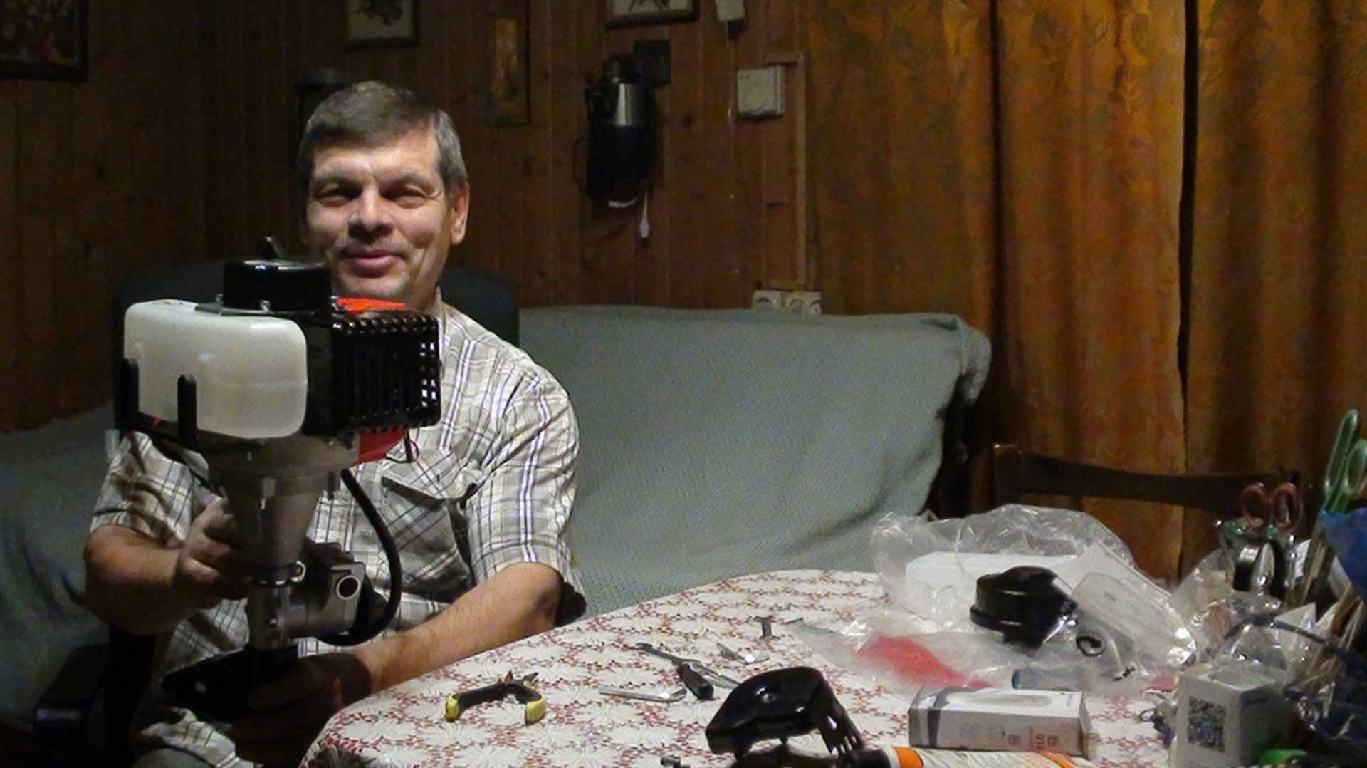 Обзор движка на штангу дейдвуд для лодки ПВХ// Первый запуск лодочного мотора смотреть онлайн