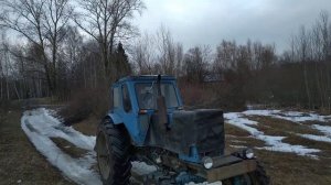 МТЗ 52 вытаскивает  Кировца