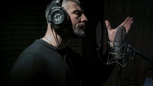 Skylines Kalifa - Rose im Beton ( Official Full Music) смотреть онлайн