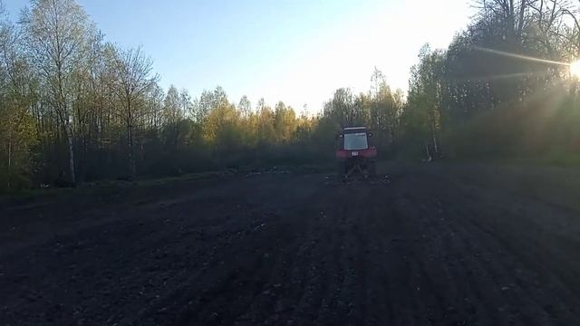 Боронование поля под посадку картофеля. смотреть онлайн