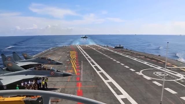 55 Unbelievable Aviation Moments Caught On Camera