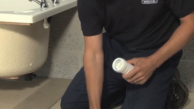 Installing HepvO Under Bath смотреть онлайн