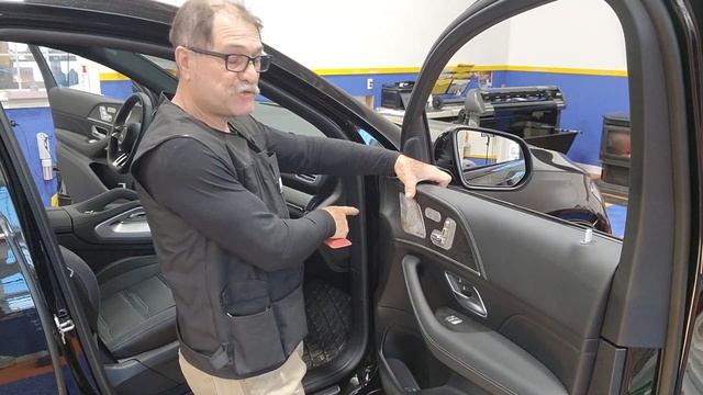 Mercedes-Benz Gle53 Amg 2024 Door Panel Sweep Removal
