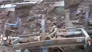 Трактор ДТ-20+ оборотний плуг Rabe Werk 2*2-30