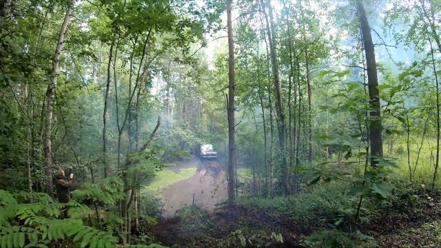 Uaz на 42 тракторах и другие джиперы рубятся в лесу / offroad extreme смотреть онлайн